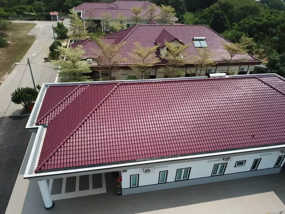 BMI GCI Residential Bungalow PD S pantile Glazed Maroon