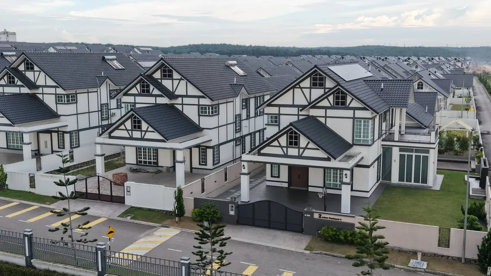 Roof Leaking Repair Near Me